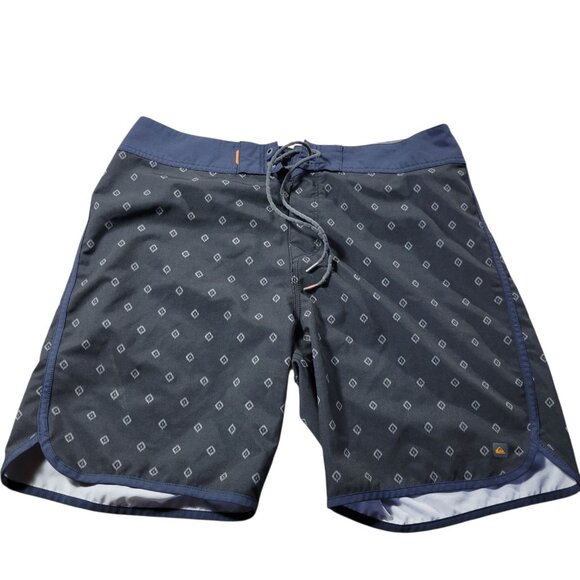Quicksilver Waterman Board Shorts Mens 34 Gray Geometric Surfing Swim - Picture 1 of 8